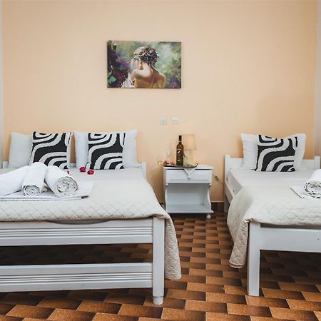 Rooms Maria Naxos City Екстериор снимка