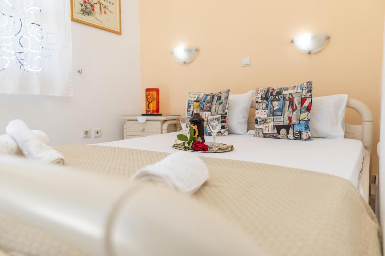 Rooms Maria Naxos City Екстериор снимка