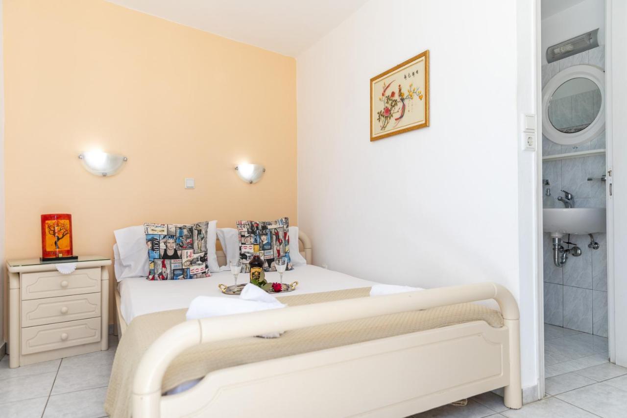 Rooms Maria Naxos City Екстериор снимка