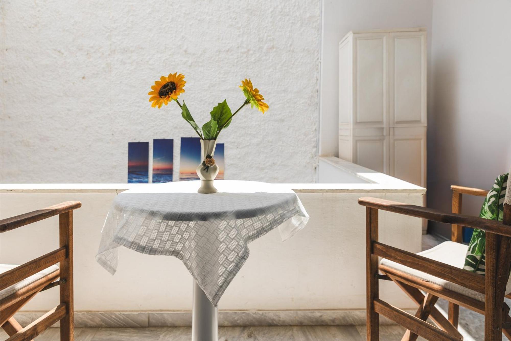 Rooms Maria Naxos City Екстериор снимка